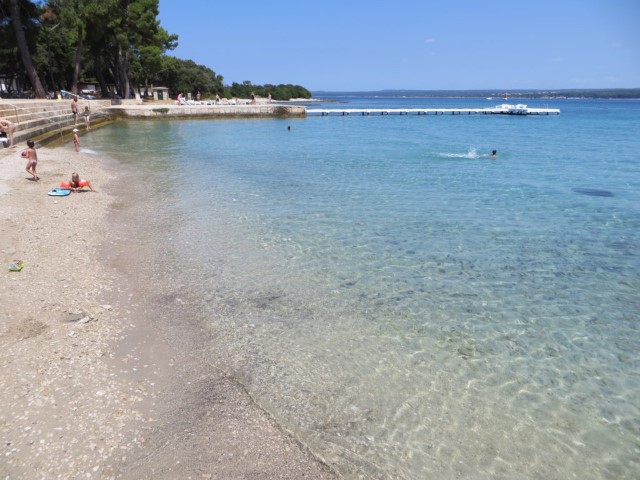 Türkisfarbenes Wasser in Istrien